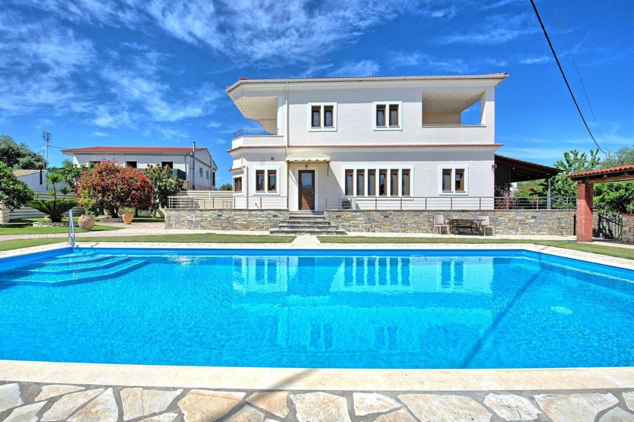 Acharavi Beach Villa By Posarellivillas מראה חיצוני תמונה